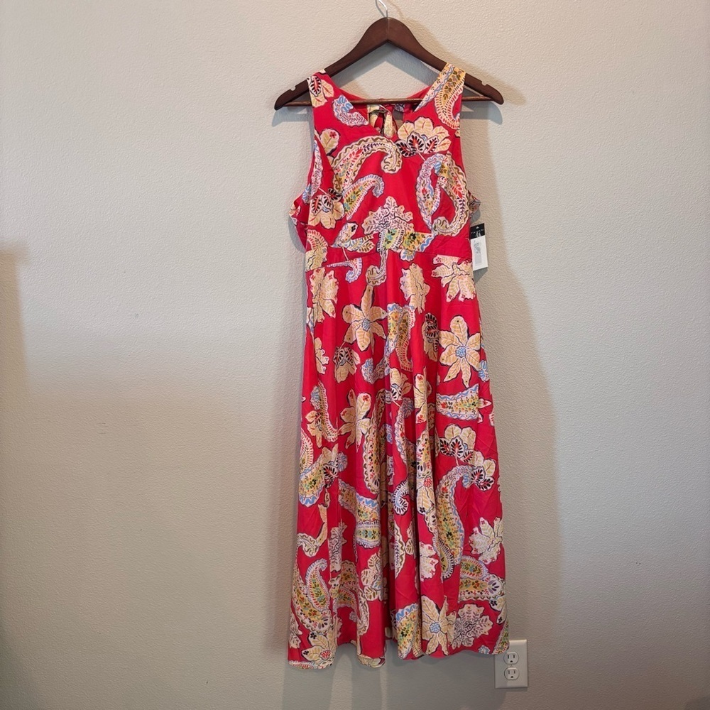 NWT Tahari ASL Printed Floral Tie Back Midi Dress In Grenadine Paisley, size 6P - Picture 3 of 12
